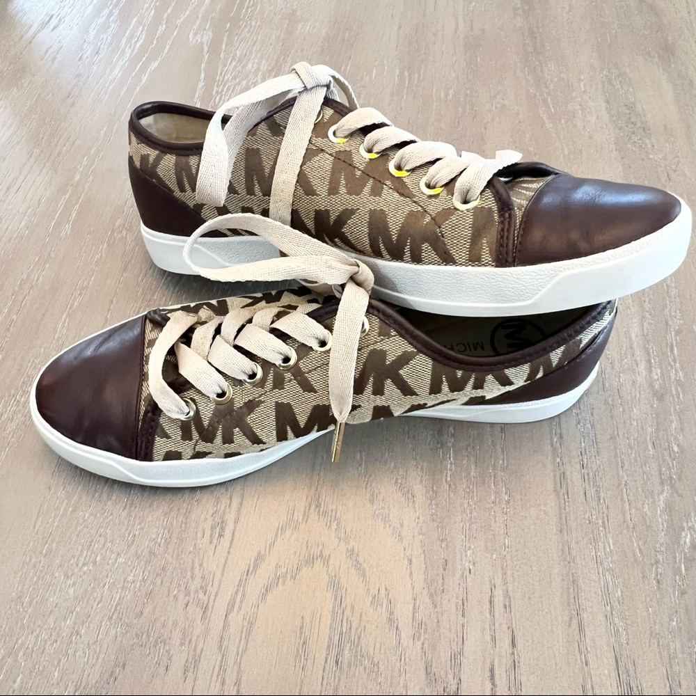 Like New Michael Kors Leather & Canvas Sneakers MK Logo Brown & Tan Size 7.5 - Picture 11 of 12